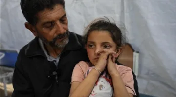 وردة في ريعان الشباب: قصة ناجية من مجزرة أودت بحياة والدتها وخمسة من إخوتها في غزة