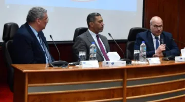 ورشة عمل حول مشاريع التحول الطاقي في الصحراء الغربية ومنطقة الإسكندرية البترولية