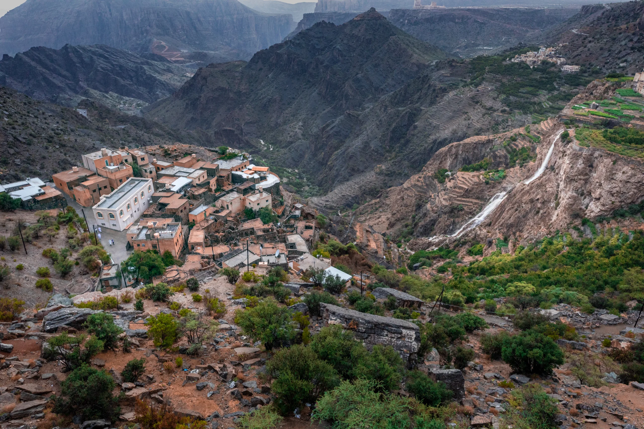 ورشة عمل وطنية لتعزيز إدارة التراث والسياحة بالتعاون مع المحافظات ورشة عمل وطنية لتعزيز إدارة التراث والسياحة بالتعاون مع المحافظات