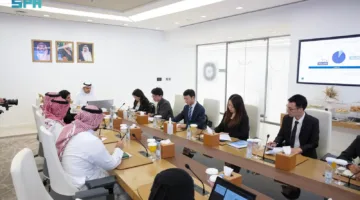 وزارة التجارة تلتقي بممثلي وزارة التجارة الصينية لبحث الحلول السريعة لمشاكل المستهلك في صناعة السيارات.