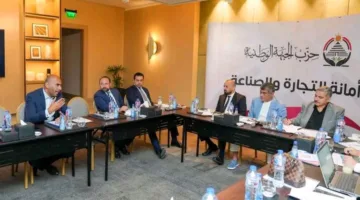 وزارة التجارة والصناعة في ‘الجبهة الوطنية’ تناقش استراتيجية لتعزيز الاقتصاد الوطني