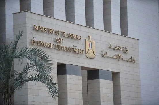 10 مليارات جنيه استثمارات عامة مخصصة لمحافظة أسيوط لتنفيذ 464 مشروعًا تنمويًا في خطة 2024-2025 10 مليارات جنيه استثمارات عامة مخصصة لمحافظة أسيوط لتنفيذ 464 مشروعًا تنمويًا في خطة 2024-2025