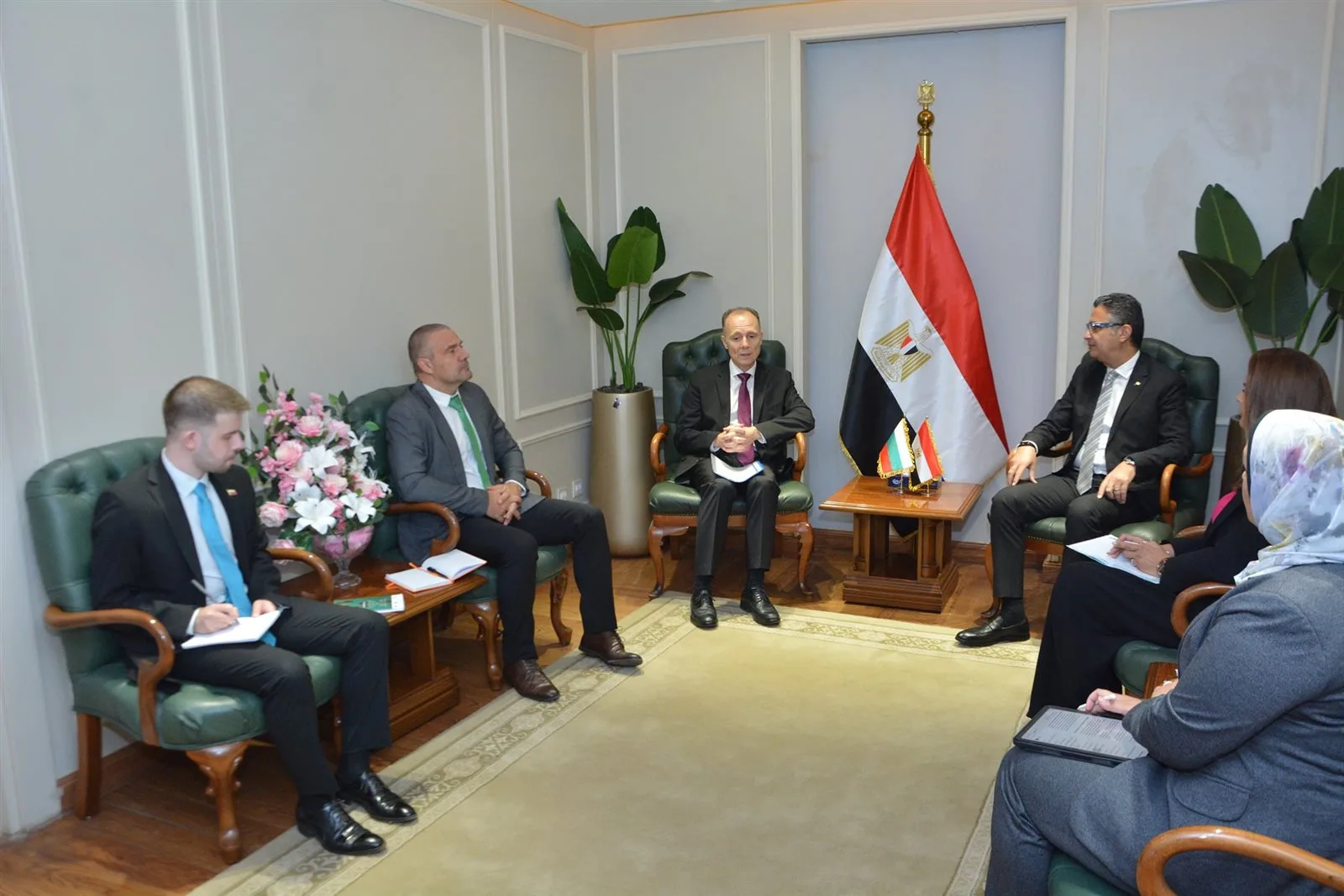 وزارة التموين تتيح فرصًا جديدة للاستيراد من شرق أوروبا بالتعاون مع بلغاريا وزارة التموين تتيح فرصًا جديدة للاستيراد من شرق أوروبا بالتعاون مع بلغاريا