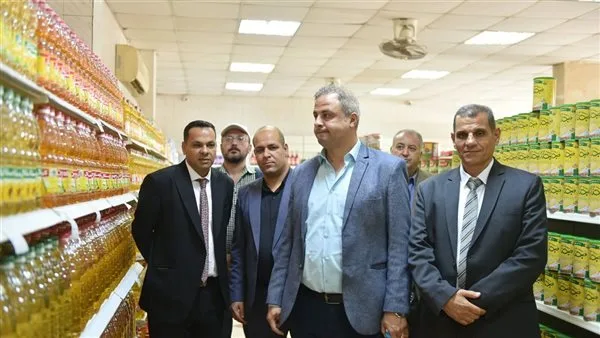 وزارة التموين: توفر السلع الغذائية في المجمعات الاستهلاكية بالسويس بتخفيضات تصل إلى 15٪ وزارة التموين: توفر السلع الغذائية في المجمعات الاستهلاكية بالسويس بتخفيضات تصل إلى 15٪