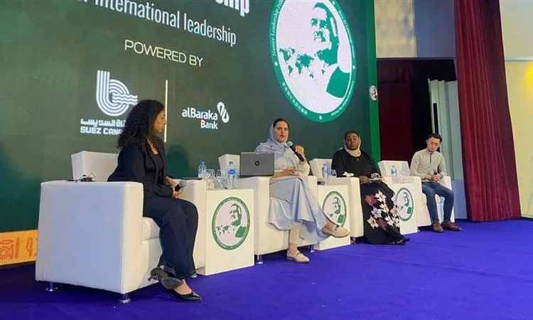 وزارة الشباب والرياضة تنظم جلسة بعنوان “الشباب والدبلوماسية العامة” في إطار منحة ناصر. وزارة الشباب والرياضة تنظم جلسة بعنوان “الشباب والدبلوماسية العامة” في إطار منحة ناصر.