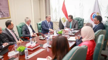 وزارة الصحة توقّع اتفاقية تعاون مع شركة فيليبس لتطوير صناعة الأجهزة الطبية في مصر