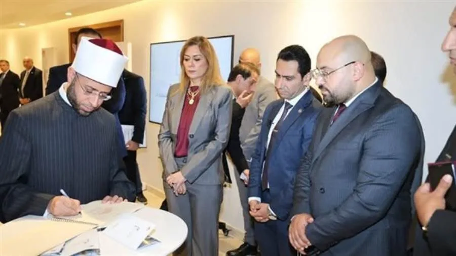 وزير الأوقاف: تقدير خاص للمرأة المصرية التي أظهرت تفوقها وموهبتها وزير الأوقاف: تقدير خاص للمرأة المصرية التي أظهرت تفوقها وموهبتها