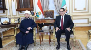 وزير الأوقاف ورئيس جامعة القاهرة يشاركان في نهاية دورة الأئمة حول الإعلام واللغة