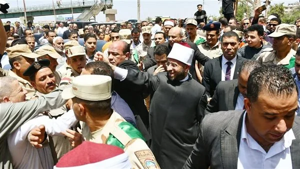 وزير الأوقاف ومحافظ الشرقية يشهدان صلاة الجمعة بمسجد الإمام عبد الحليم محمود
