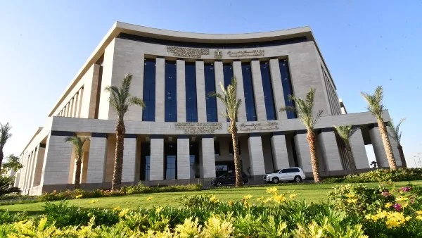 وزير الإسكان: بدء تنفيذ مشروع ديارنا بإجمالي 34 عمارة سكنية بمدينة القاهرة الجديدة