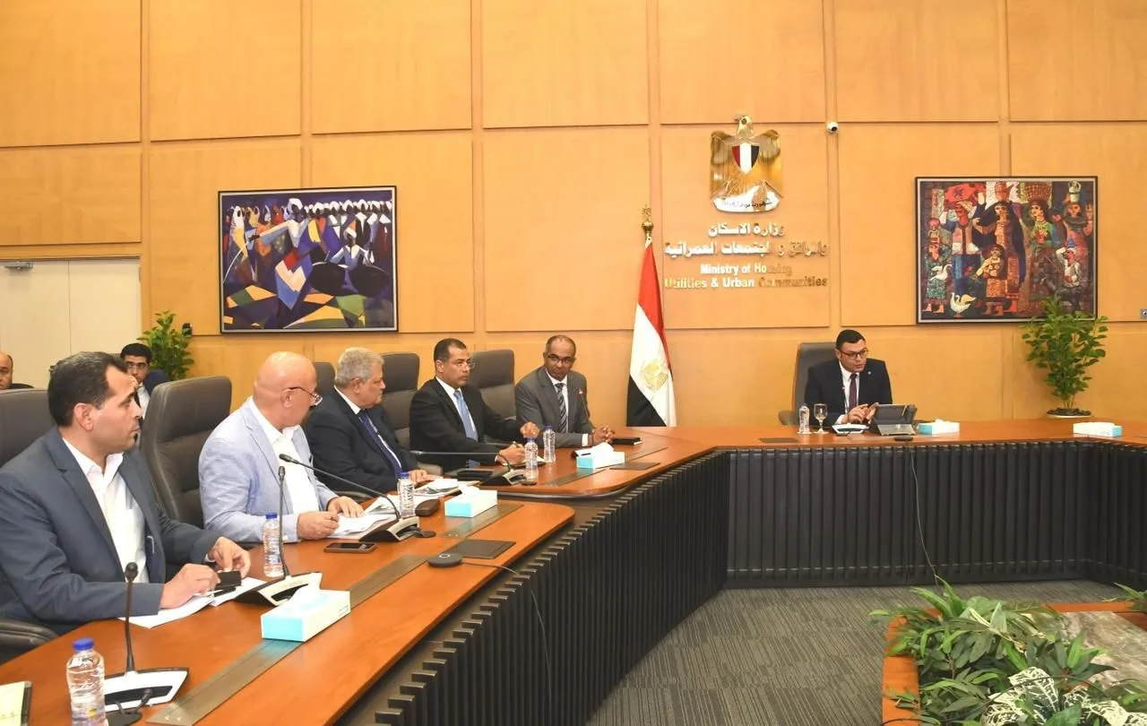 وزير الإسكان: ضغط الأعمال بمشروعات «حياة كريمة» في الأقصر والفيوم وكفر الشيخ