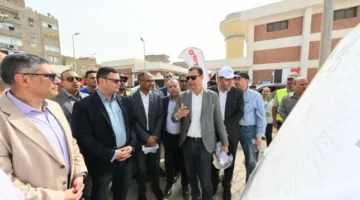 وزير الإسكان والمحافظ يتفقدان محطة معالجة مياه منشأة القناطر