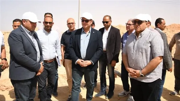 وزير الإسكان يتابع مشروعات الساحل الشمالي الغربي ويتفقد أعمال الطرق والمرافق برأس الحكمة
