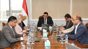 وزير الإسكان يتابع موقف الخدمات المقدمة للمواطنين عبر البوابة الإلكترونية لهيئة المجتمعات العمرانية