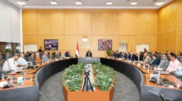 وزير الإسكان يتفقد سير العمل في مشروع “التجلي الأعظم” في مدينة سانت كاترين.
