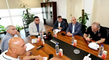 وزير الإسكان يجتمع في مقر جهاز العلمين الجديدة لمراجعة تقدم تسليم وتشغيل المشاريع.