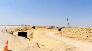 وزير الإسكان يجري جولة على مشروعات الخدمات والطرق الحالية في الامتداد الجنوبي بالقاهرة الجديدة