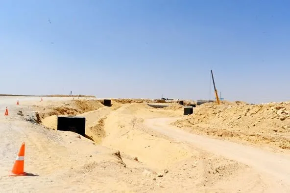 وزير الإسكان يجري جولة على مشروعات الخدمات والطرق الحالية في الامتداد الجنوبي بالقاهرة الجديدة وزير الإسكان يجري جولة على مشروعات الخدمات والطرق الحالية في الامتداد الجنوبي بالقاهرة الجديدة