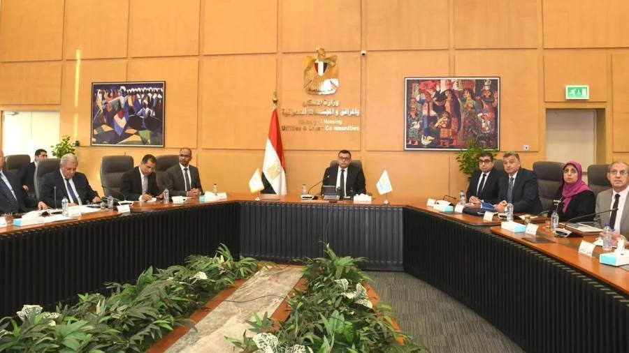 وزير الإسكان يراجع مشاريع مياه الشرب والصرف الصحي في إطار “حياة كريمة” بمحافظتي الغربية ودمياط وزير الإسكان يراجع مشاريع مياه الشرب والصرف الصحي في إطار “حياة كريمة” بمحافظتي الغربية ودمياط
