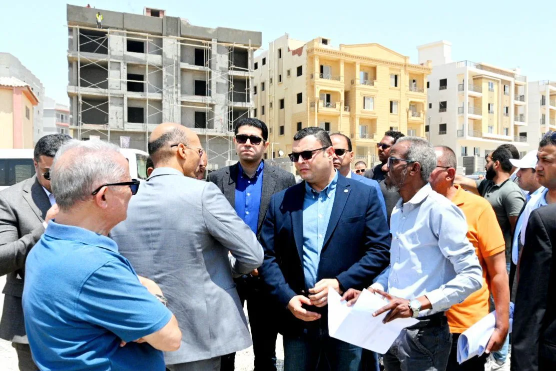 وزير الإسكان يزور الطرق والمحاور الرئيسية في العاصمة الإدارية والقاهرة الجديدة وزير الإسكان يزور الطرق والمحاور الرئيسية في العاصمة الإدارية والقاهرة الجديدة