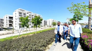 وزير الإسكان يزور كومبوند مزارين والممشى السياحي في مدينة العلمين الجديدة
