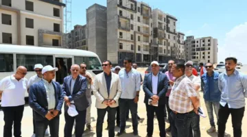 وزير الإسكان يزور مشاريع “سكن لكل المصريين” والمدينة التاريخية في العلمين الجديدة