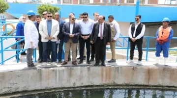 وزير الإسكان يقوم بجولة في مشاريع المياه والصرف الصحي ويؤكد على أهمية تلبية الاحتياجات في الشرقية.