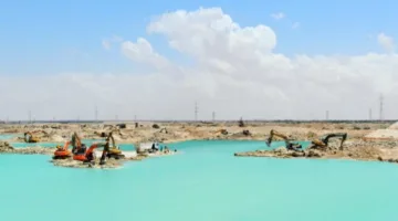 وزير الإسكان يوضح أحدث مستجدات مشروع M8 بجوار البحيرة وأعمال إنشاء البحيرات في مارينا الساحل الشمالي