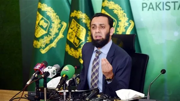 وزير الإعلام الباكستانى: لا انتهاكات لوقف إطلاق النار مع الهند حتى الآن