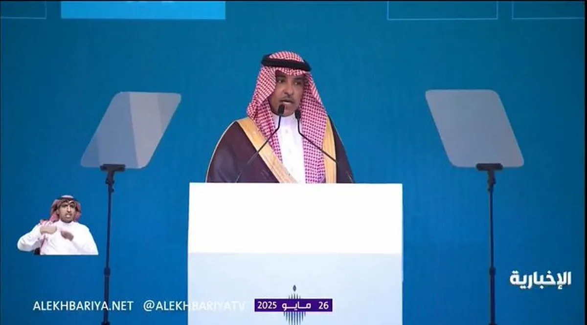 وزير الإعلام: توفير أكثر من 10 آلاف نقطة اتصال «واي فاي» مجانية لضمان تواصل الحجاج مع أسرهم وزير الإعلام: توفير أكثر من 10 آلاف نقطة اتصال «واي فاي» مجانية لضمان تواصل الحجاج مع أسرهم