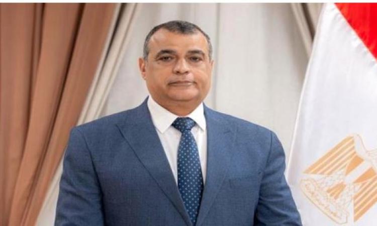 وزير الإنتاج الحربي في عيد العمال: "عصب العملية الإنتاجية"