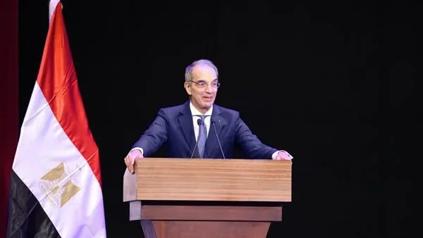 وزير الاتصالات: الأمن السيبراني مسألة سيادية وأمنية تشكل أساساً رئيسياً للتنمية المستدامة وزير الاتصالات: الأمن السيبراني مسألة سيادية وأمنية تشكل أساساً رئيسياً للتنمية المستدامة