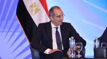 وزير الاتصالات: نهدف إلى تصنيع 9 ملايين جهاز هاتف محمول بحلول عام 2025