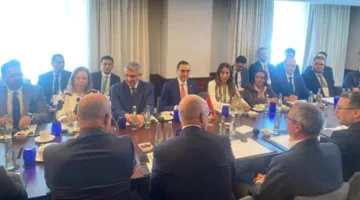 وزير الاستثمار والتجارة الخارجية يلتقي برؤساء الغرف التجارية العربية في ألمانيا في اجتماع موسع