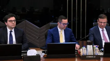 وزير الاستثمار: يجب إعداد خطة استثمارية شاملة تمتد لعشر سنوات خلال ثلاثة أشهر.