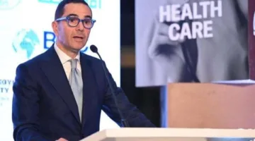 وزير الاستثمار يقوم بزيارة للإمارات لتعزيز التعاون الاقتصادي ومناقشة الشراكة الاستراتيجية.