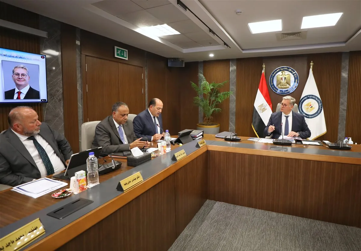 وزير البترول: نٌثمن التزام «صان مصر» بمنظومة السلامة