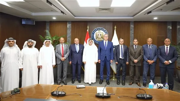 وزير البترول والثروة المعدنية يبحث مع مجموعة موانئ ابوظبي سبل تعزيز التعاون المشترك