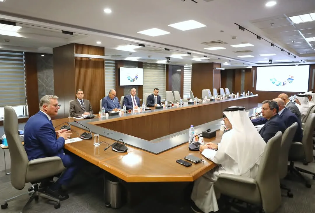 وزير البترول يبحث مع مجموعة موانئ أبو ظبي سبل تعزيز التعاون المشترك