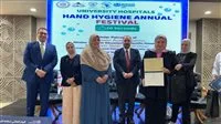 وزير التعليم العالي: نركز على تنفيذ معايير الجودة والوقاية من العدوى في المستشفيات الجامعية. وزير التعليم العالي: نركز على تنفيذ معايير الجودة والوقاية من العدوى في المستشفيات الجامعية.