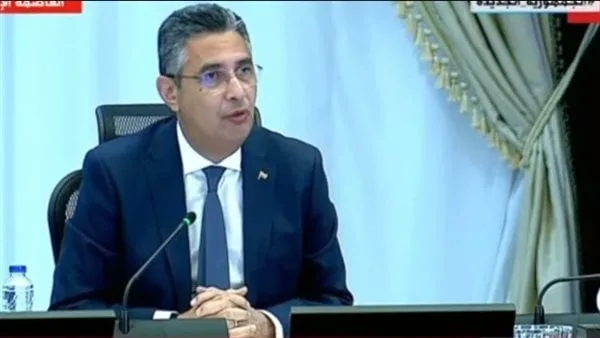 تأكيدًا لـ القاهرة 24.. وزير التموين: سحب 268 عينة من البنزين وتبين من الفحص المبدئي أنها غير مغشوشة وننتظر النتيجة النهائية