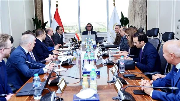 وزير التموين يرأس اجتماعًا كبيرًا لبحث أنظمة متابعة السلع الأساسية وزير التموين يرأس اجتماعًا كبيرًا لبحث أنظمة متابعة السلع الأساسية