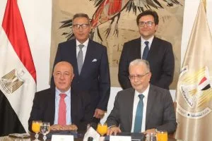 وزير الثقافة ورئيس البنك الأهلي يحضران توقيع اتفاقية تعاون لتشغيل مبنى “السلطان حسين” في الإسكندرية