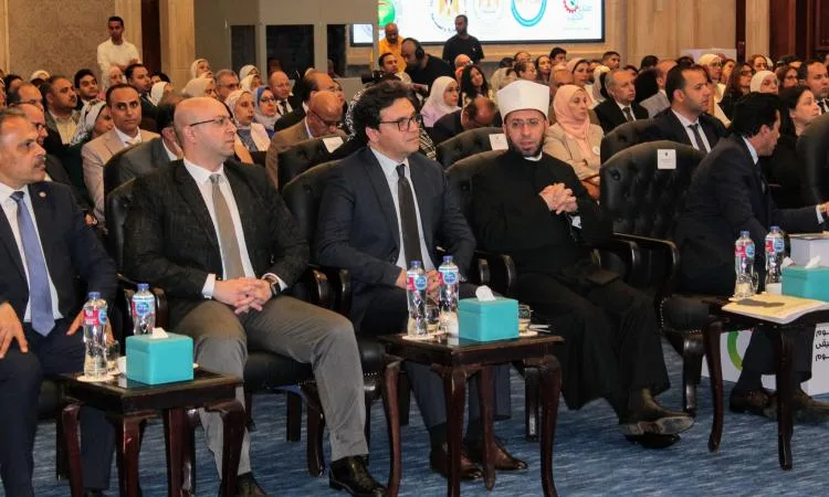 وزير الثقافة يساهم في إطلاق الاستراتيجية العاجلة للسكان والتنمية والحد من التقزم وزير الثقافة يساهم في إطلاق الاستراتيجية العاجلة للسكان والتنمية والحد من التقزم