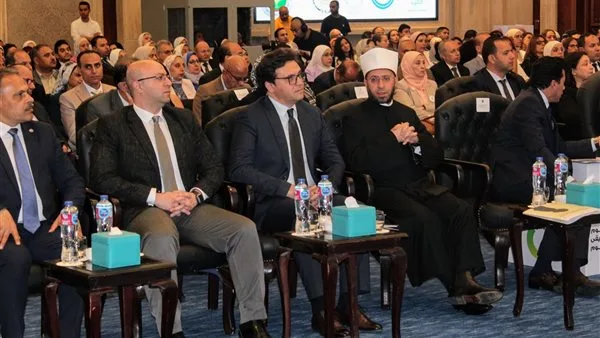 وزير الثقافة يساهم في إطلاق الخطة العاجلة للسكان والتنمية والبرنامج الوطني لمكافحة التقزم وسوء التغذية. وزير الثقافة يساهم في إطلاق الخطة العاجلة للسكان والتنمية والبرنامج الوطني لمكافحة التقزم وسوء التغذية.