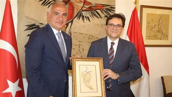 وزير الثقافة يستقبل نظيره التركي لبحث أطر التعاون