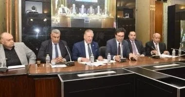 وزير الثقافة يقدم ميزانية الوزارة خلال اجتماع لجنة الخطة والموازنة في مجلس النواب بحضور قيادات الوزارة. وزير الثقافة يقدم ميزانية الوزارة خلال اجتماع لجنة الخطة والموازنة في مجلس النواب بحضور قيادات الوزارة.