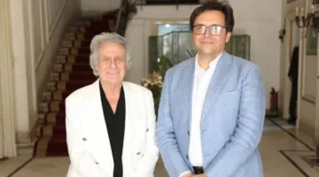 وزير الثقافة يلتقي مع المايسترو سليم سحاب لبحث سُبل اكتشاف وتدريب المواهب في المجالات الغنائية والموسيقية.