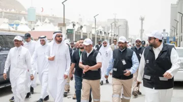 وزير الحج والعمرة يزور المواقع المقدسة للتأكد من استعدادها لاستقبال الحجاج