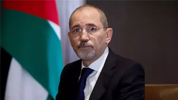 وزير الخارجية الأردني: استخدام إسرائيل التجويع سلاحًا يعد جريمة حرب